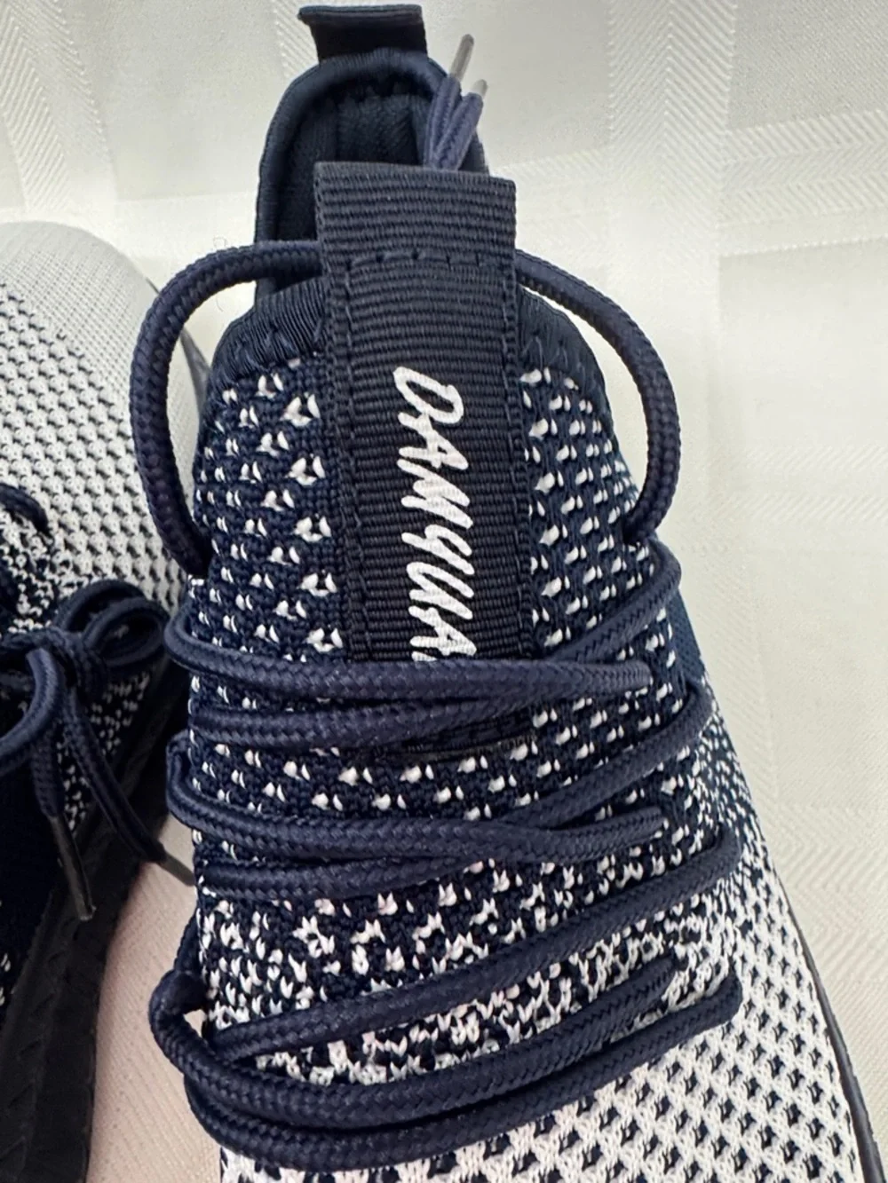 Men's Lightweight Knit Sneakers with Memory Foam - Navy & White